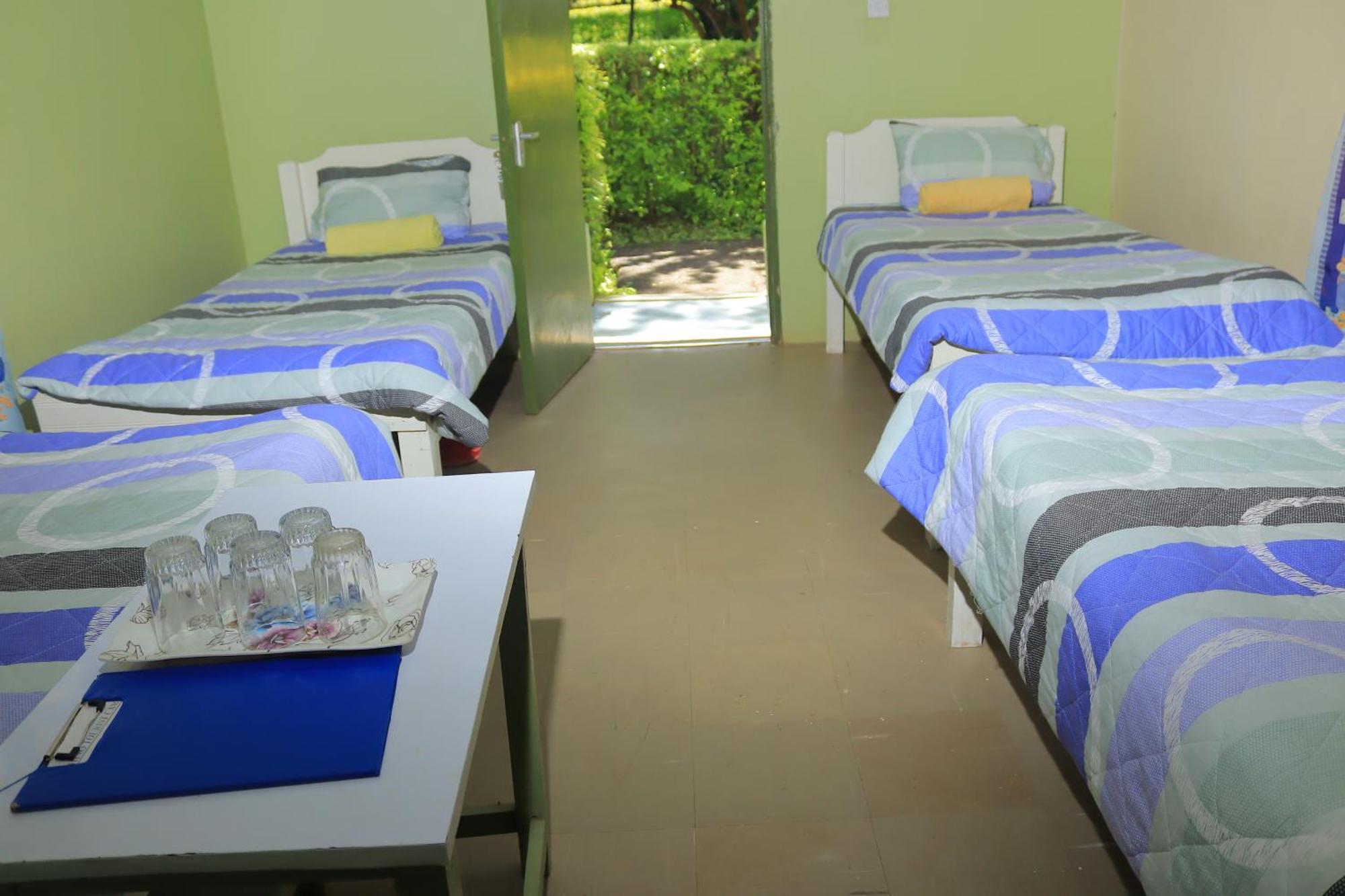 Rhino Tourist Camp Hotel Ololaimutiek Bagian luar foto