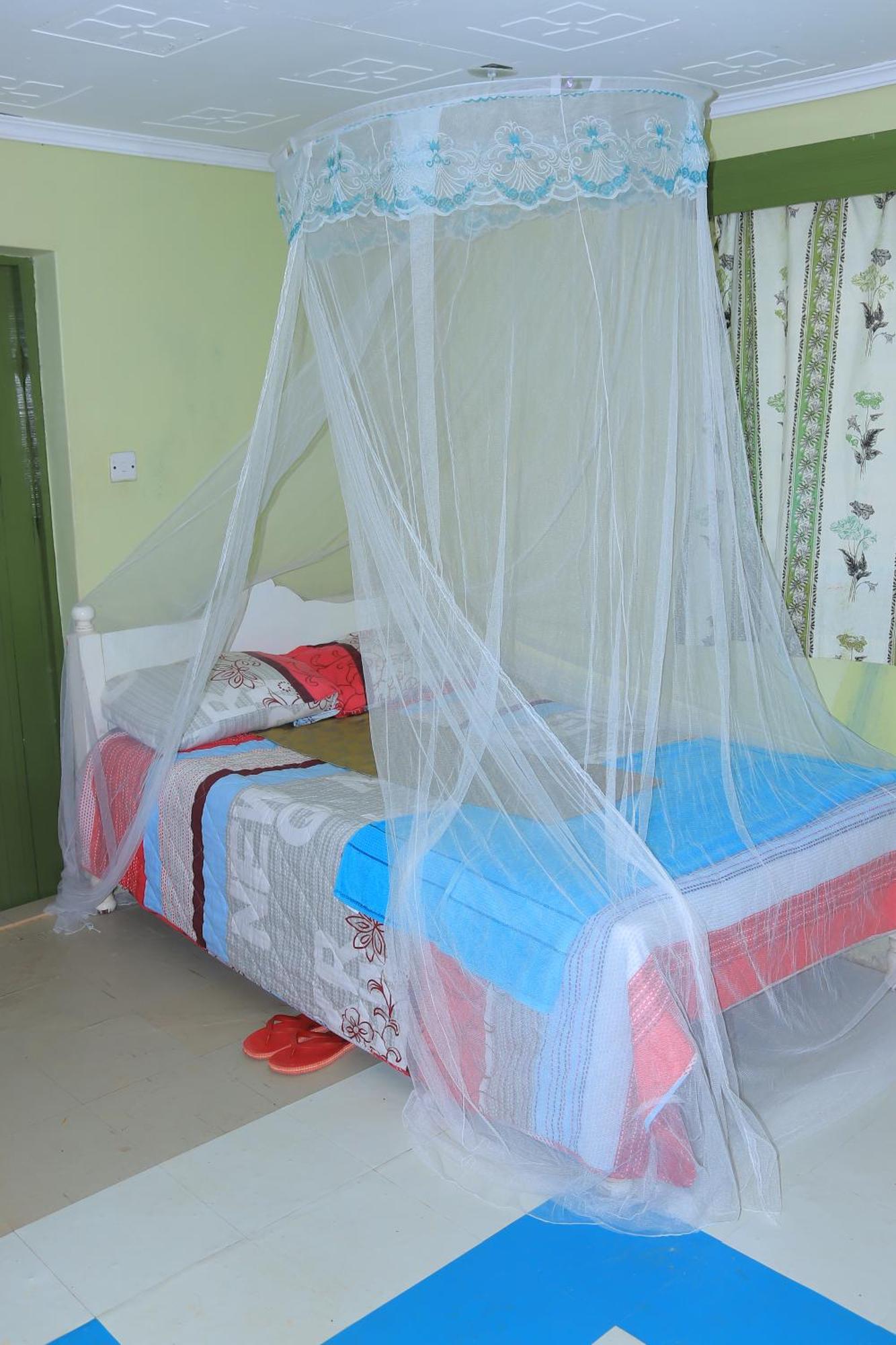Rhino Tourist Camp Hotel Ololaimutiek Bagian luar foto