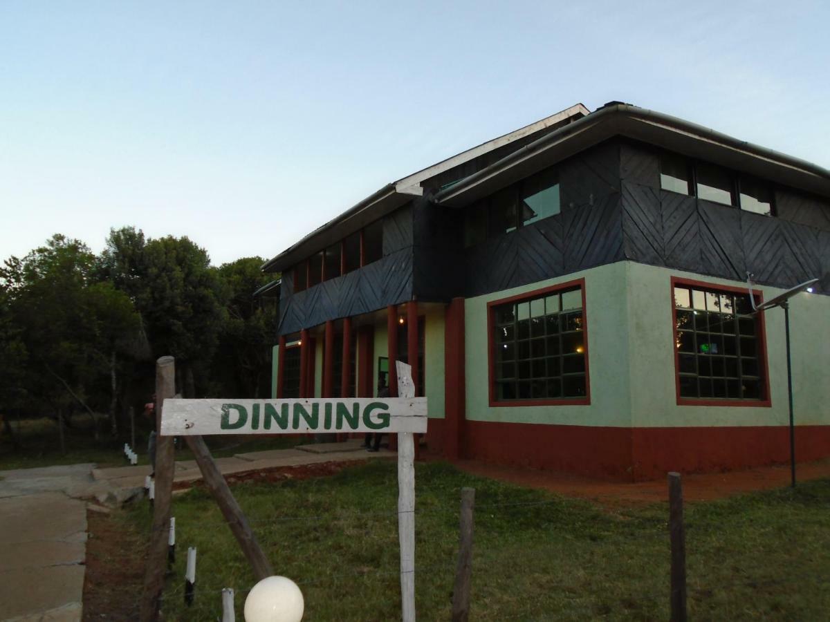 Rhino Tourist Camp Hotel Ololaimutiek Bagian luar foto